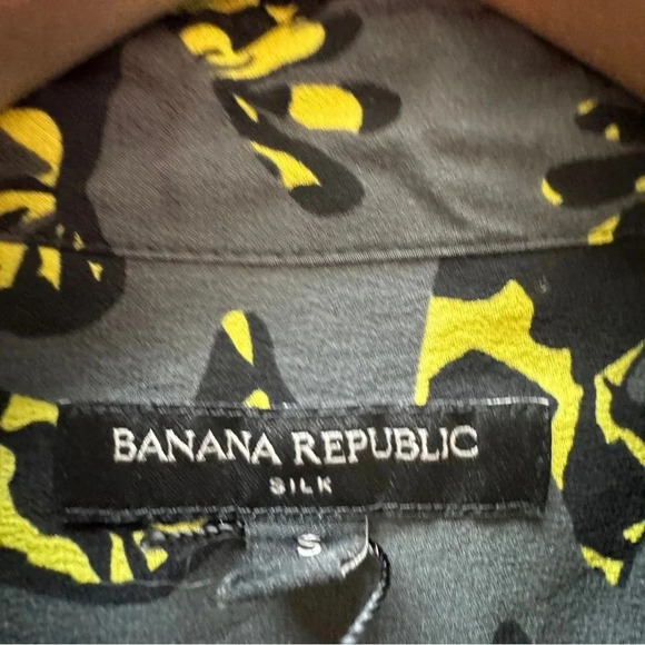 Banana Republic Silk Shirt Size S 100% Silk Luxe Statementcore - Picture 11 of 11